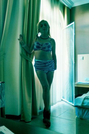 Je cherche un homme qui ose murmurer des secrets salés au téléphone, rencontre Beurette intense et vraie Kenza - rencontre-Beurette-Vigneux-sur-Seine