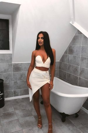 Camille 24 ans / envie de rigoler après mariage solo Camille - rencontre-Beurette-Chambéry