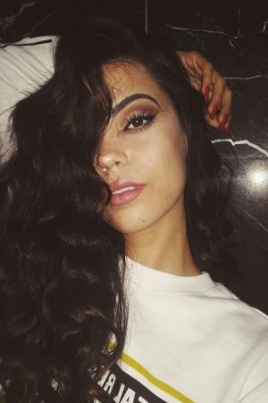 T’as fini ta réunion Teams ou t’as 20 minutes pour me faire oublier la mienne ? Naëlle - rencontre-MILF-Grenoble