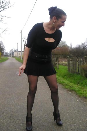 Ça fait combien de temps que j’ai pas ri avec quelqu’un Corinne - rencontre-MILF-Lille