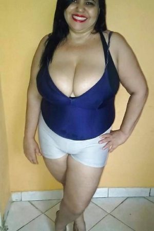 Aïcha - rencontre-MILF-Lisieux