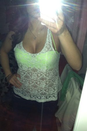 Envie de douceur et complicité à Strasbourg Sara - rencontre-Milf-Strasbourg