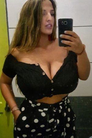 Amina - rencontre-Milf-Dijon