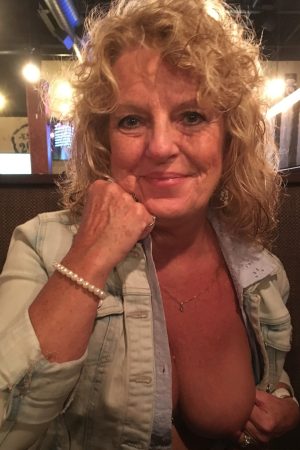 Justine - rencontre-Cougar-Montpellier