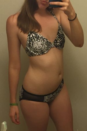 Adèle - rencontre-MILF-Saint-Étienne